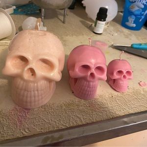Skull candle set